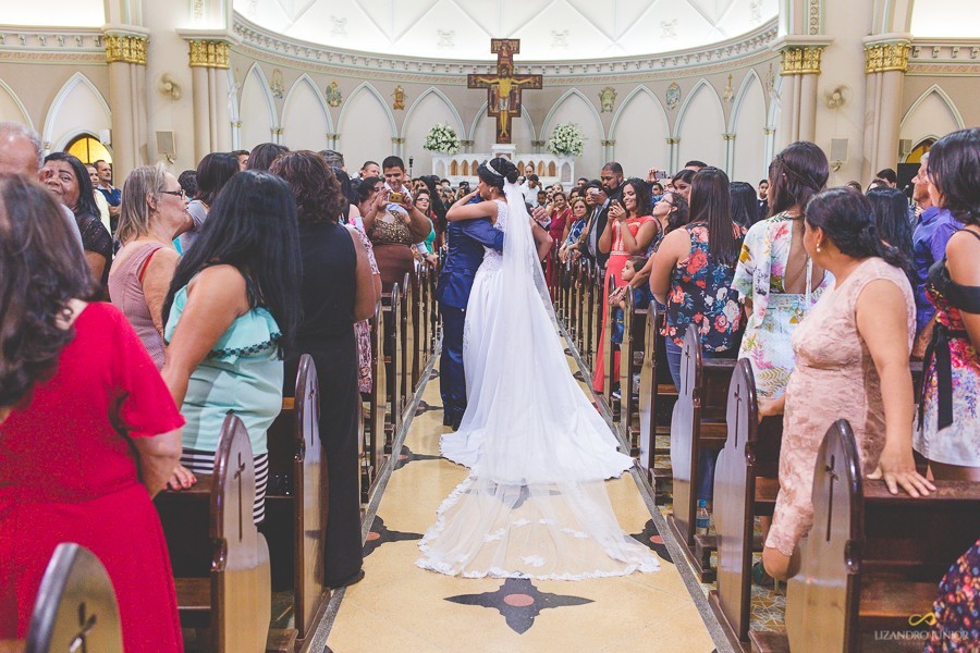 casamento em patos de minas, fotografo de casamento, lizandro junior, igreja dos capucinhos, casamentos, fotografia de casamento, casar em patos. noiva patos de minas