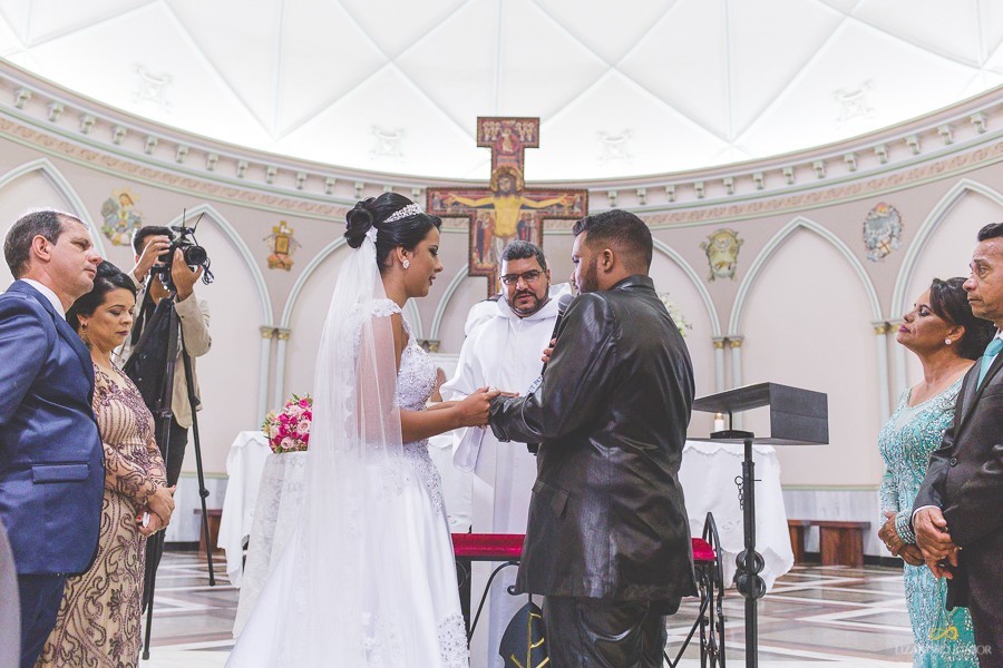casamento em patos de minas, fotografo de casamento, lizandro junior, igreja dos capucinhos, casamentos, fotografia de casamento, casar em patos. noiva patos de minas