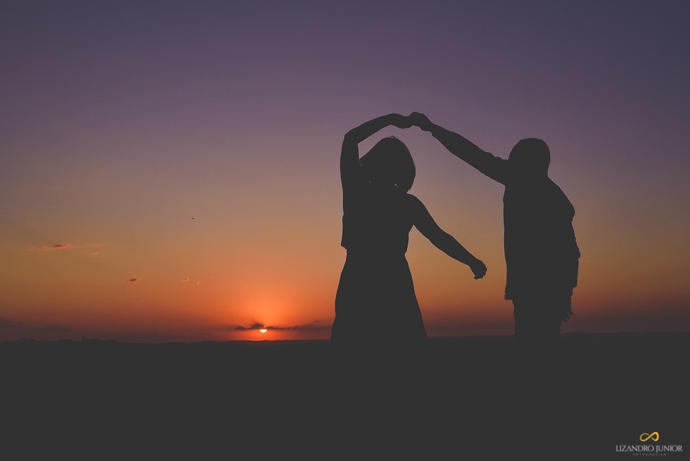 lizandro junior, ensaio namorando, ensaio romântico, ensaio ao ar livre, fotógrafo patos de minas, fotógrafo minas gerais, fotógrafo de casamento mg, minas gerais, ensaio engraçado