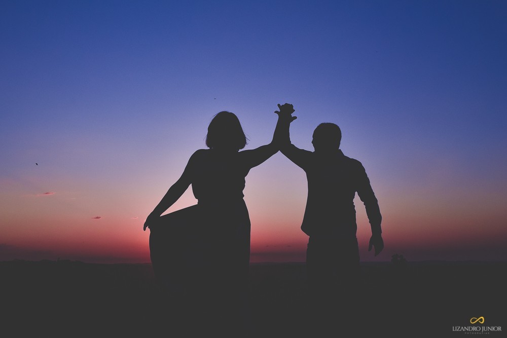 lizandro junior, ensaio namorando, ensaio romântico, ensaio ao ar livre, fotógrafo patos de minas, fotógrafo minas gerais, fotógrafo de casamento mg, minas gerais, ensaio engraçado