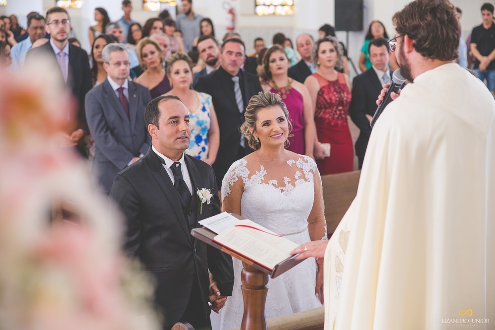 fotografo de casamento patos de minas, lizandro junior, rosário patos de minas, igreja, cerimônia, noivos, noivas, noiva, noivo, casamento, casar, 