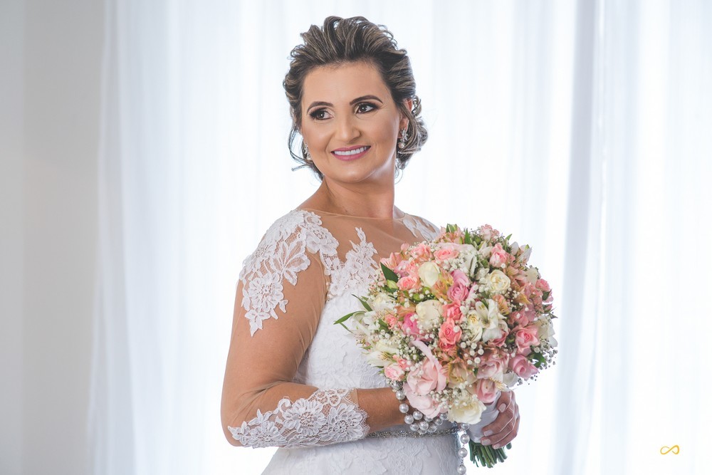 fotografo de casamento patos de minas, lizandro junior, vestido de noiva, making of, salão de beleza, espaço visage, noiva, noivas, noivo, noivos, 