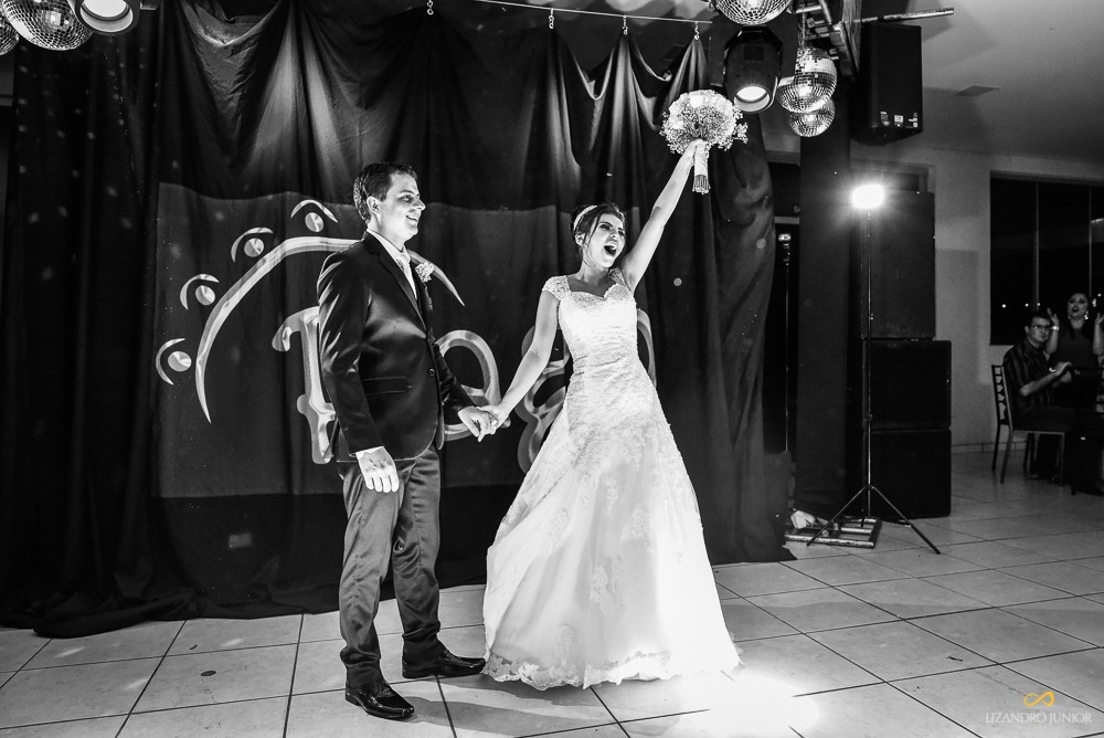 CASAMENTO PATOS DE MINAS FOTOGRAFO DE CASAMENTO PATOS DE MINAS LIZANDRO JUNIOR FOTOGRAFO FOTOGRAFIA DE CASAMENTO CASAR ICASEI NOIVAS NOIVOS CASAR EM ARAXÁ