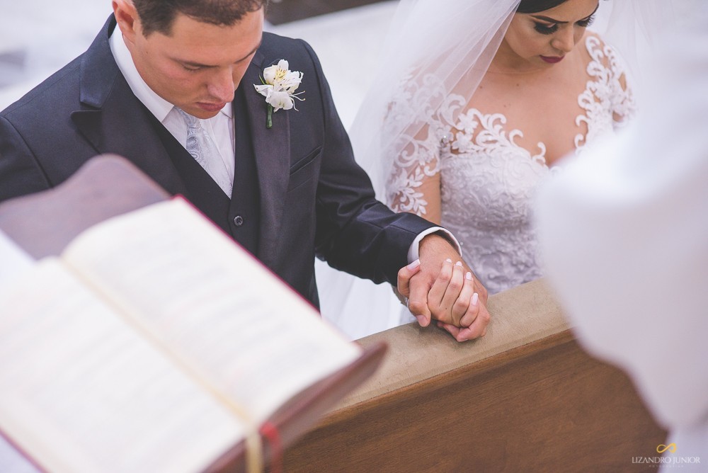 CASAMENTO PATOS DE MINAS IGREJA DO ROSÁRIO LIZANDRO JUNIOR FOTOGRAFO MINAS GERAIS PATOS DE MINAS ANAISA E EVERTON