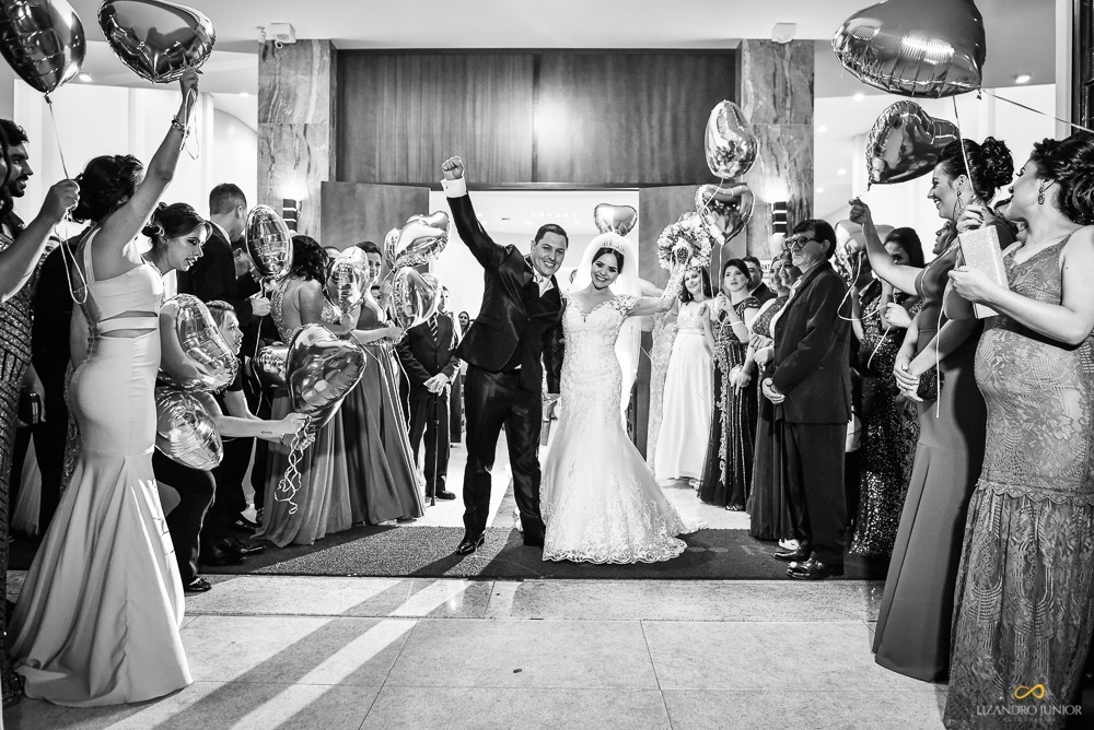 CASAMENTO PATOS DE MINAS IGREJA DO ROSÁRIO LIZANDRO JUNIOR FOTOGRAFO MINAS GERAIS PATOS DE MINAS ANAISA E EVERTON