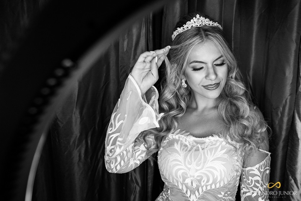 FOTOGRAFO LIZANDRO JUNIOR CASAMENTO ANDRESSA E PEDRO PATOS DE MINAS SALÃO THIAGO LIMA NOIVA CLASSICA NOIVINHA LINDA AMOR FOTOGRAFIA DE CASAMENTO AO AR LIVRE