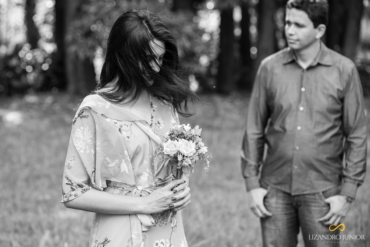ENSAIO NAMORANDO AO AR LIVRE ENSAIO ROMANTICO LORENA E JEYSON PRESIDENTE OLÉGÁRIO MINAS GERAIS LIZANDRO JUNIOR FOTOGRAFO DE CASAMENTO PATOS DE MINAS