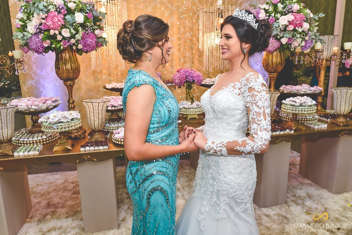 CASAMENTO LORENA E JEYSON PRESIDENTE OLEGÁRIO MG IGREJA MATRIZ CLUBE BURITIS LIZANDRO JUNIOR FOTÓGRAFO DE CASAMENTO 