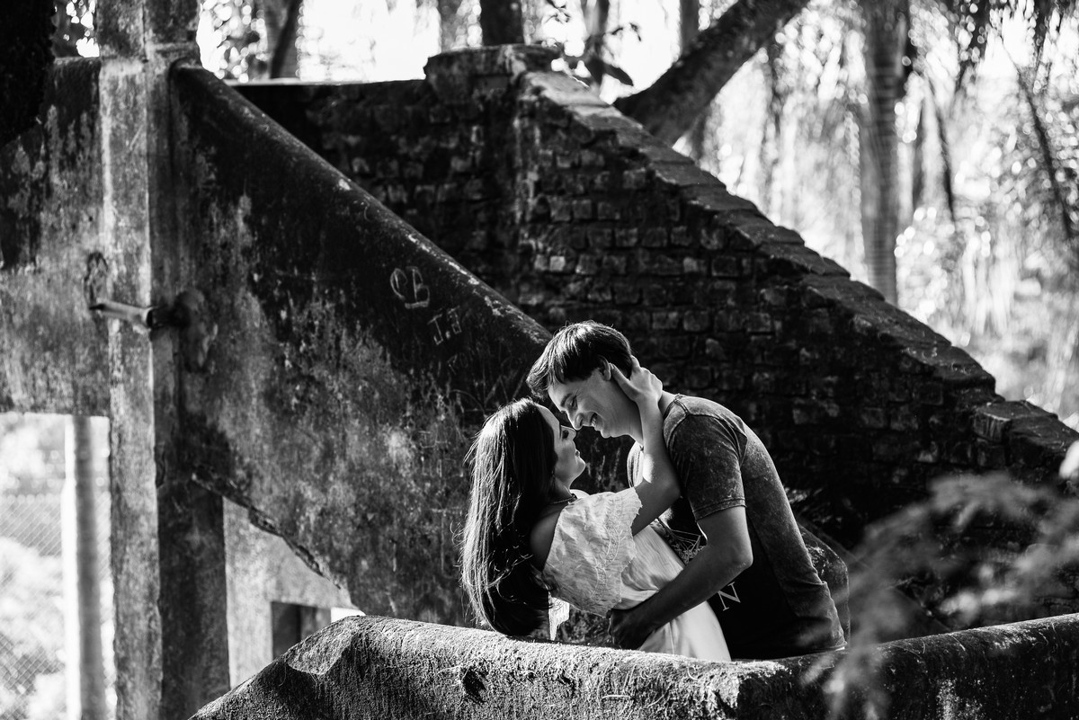 ENSAIO NAMORANDO ARAXÁ, ENSAIO EM ARAXÁ, ENSAIO ROMÂNTICO, ENSAIO PRÉ-CASAMENTO, PATOS DE MINAS, FOTÓGRAFO LIZANDRO JÚNIOR, FOTOGRAFIA DE CASAMENTO, CASAMENTO PATOS DE MINAS