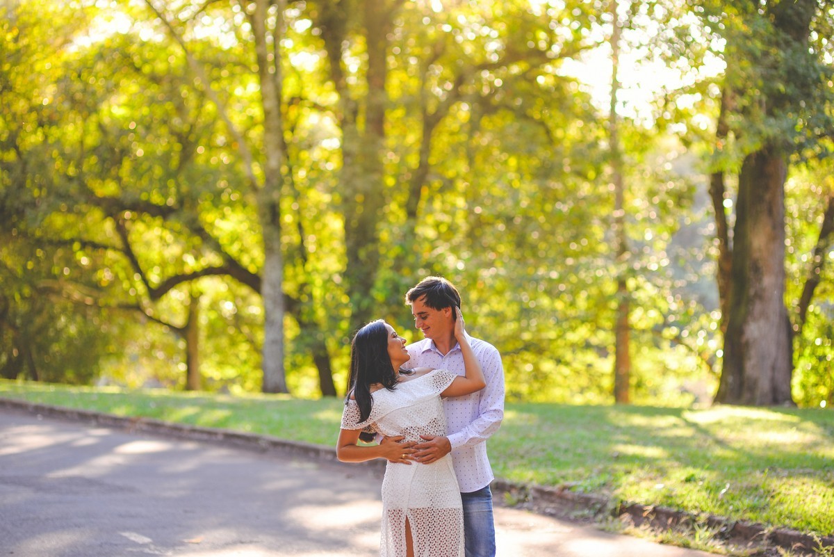 ENSAIO NAMORANDO ARAXÁ, ENSAIO EM ARAXÁ, ENSAIO ROMÂNTICO, ENSAIO PRÉ-CASAMENTO, PATOS DE MINAS, FOTÓGRAFO LIZANDRO JÚNIOR, FOTOGRAFIA DE CASAMENTO, CASAMENTO PATOS DE MINAS