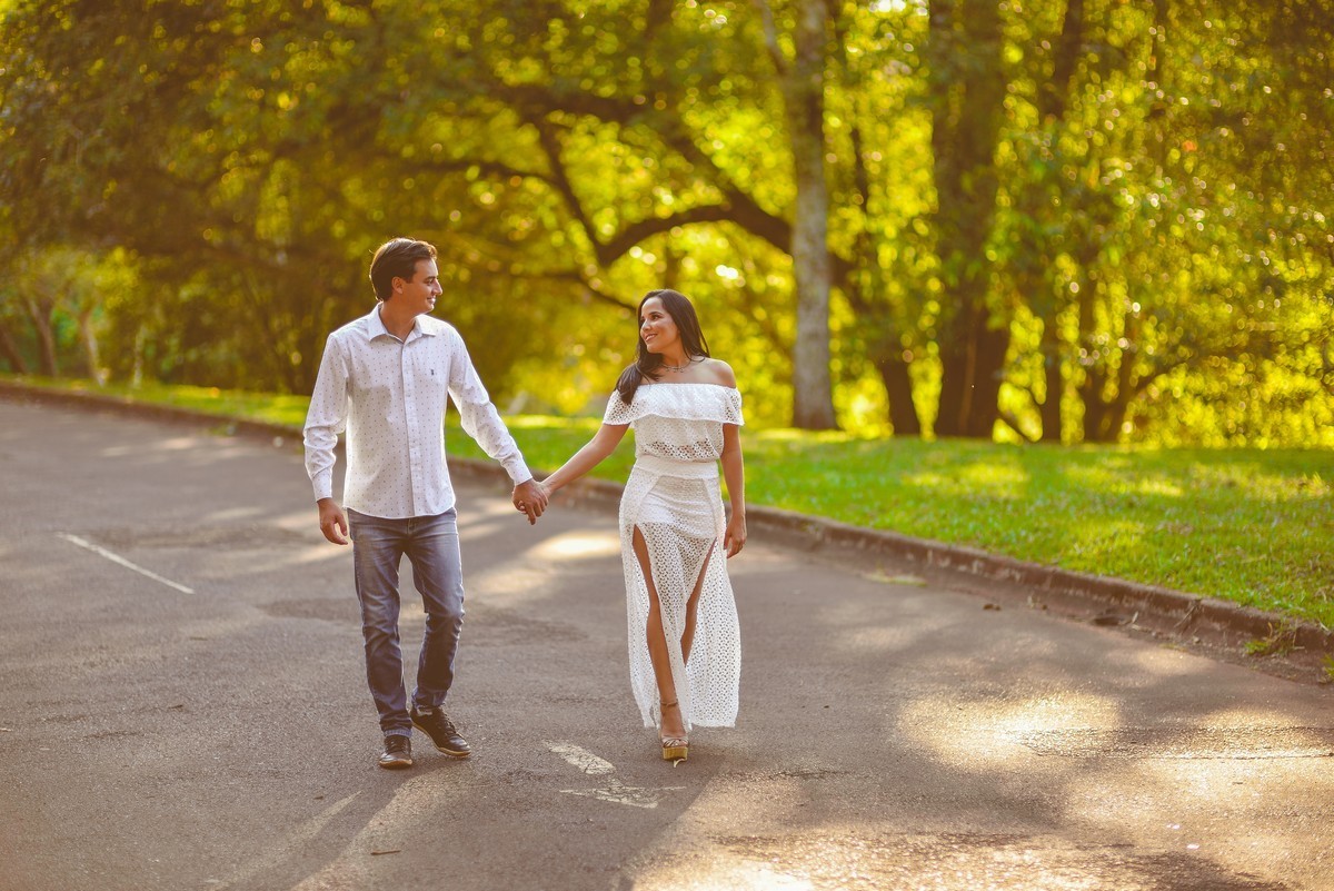 ENSAIO NAMORANDO ARAXÁ, ENSAIO EM ARAXÁ, ENSAIO ROMÂNTICO, ENSAIO PRÉ-CASAMENTO, PATOS DE MINAS, FOTÓGRAFO LIZANDRO JÚNIOR, FOTOGRAFIA DE CASAMENTO, CASAMENTO PATOS DE MINAS