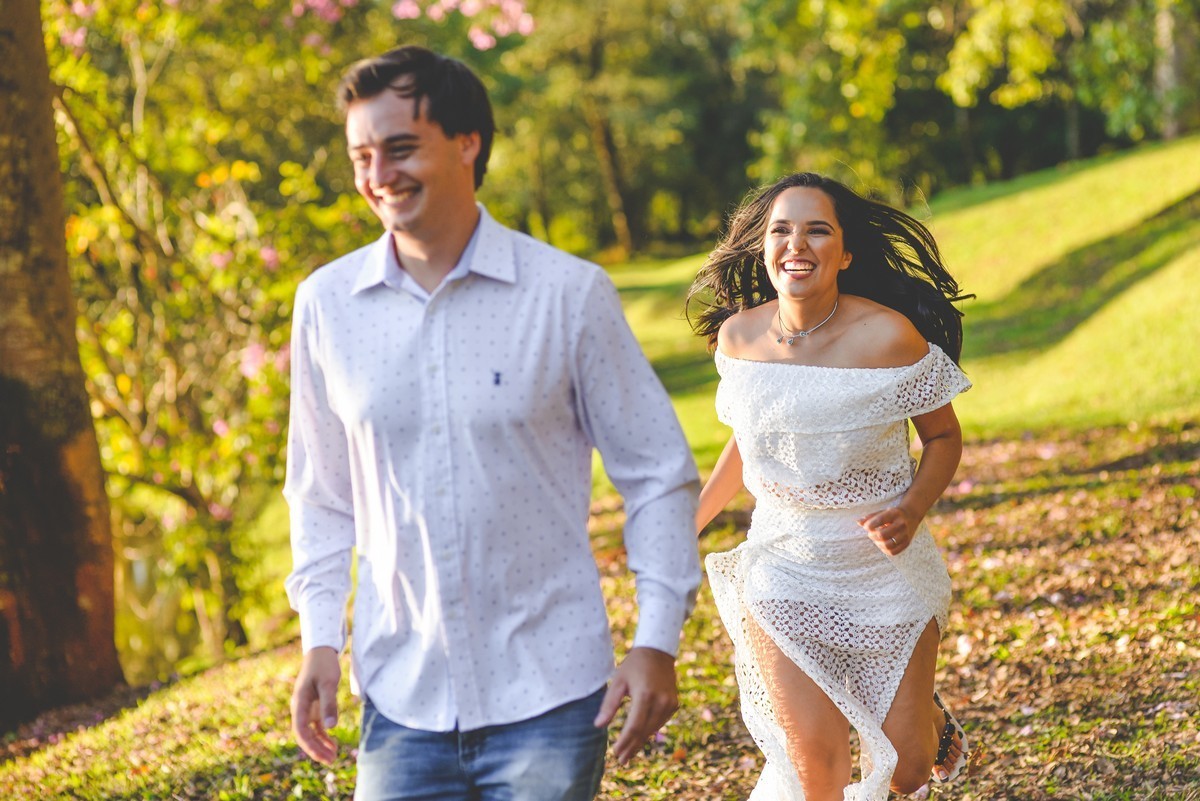 ENSAIO NAMORANDO ARAXÁ, ENSAIO EM ARAXÁ, ENSAIO ROMÂNTICO, ENSAIO PRÉ-CASAMENTO, PATOS DE MINAS, FOTÓGRAFO LIZANDRO JÚNIOR, FOTOGRAFIA DE CASAMENTO, CASAMENTO PATOS DE MINAS
