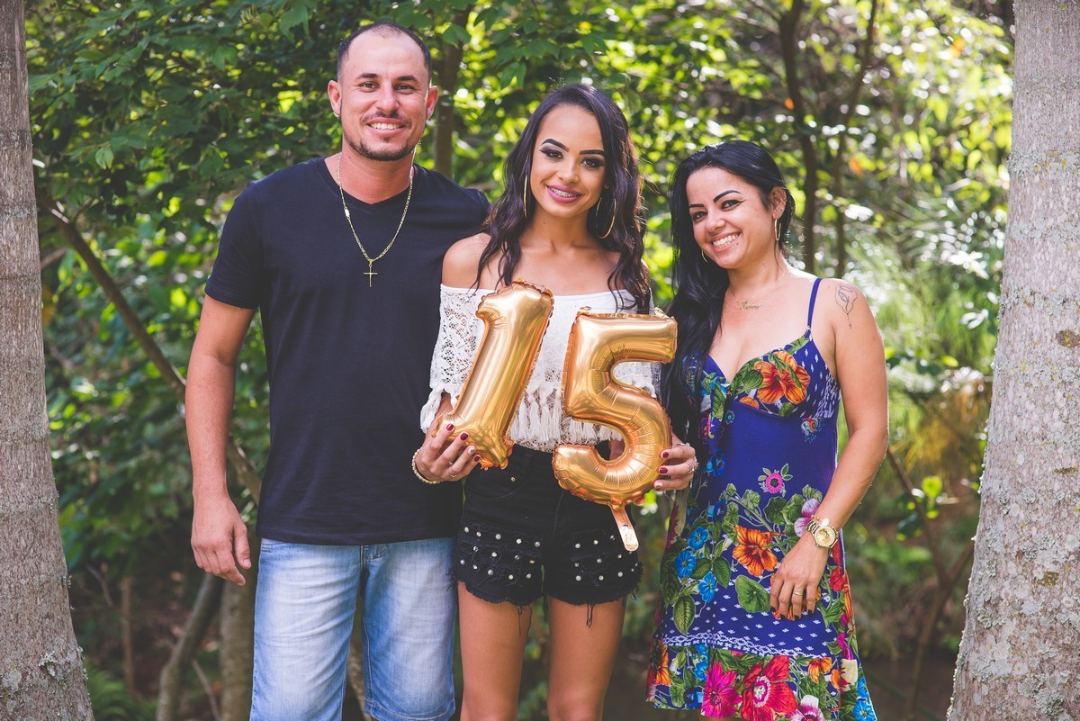 ENSAIO DE 15 ANOS, DEBUTANTE PATOS DE MINAS, ENSAIO DE 15 ANOS PATOS DE MINAS, FOTOGRAFO DE 15 ANOS PATOS, LIZANDRO JUNIOR