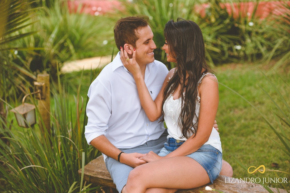 ENSAIO NAMORANDO EDIENE E RICARDO, PATOS DE MINAS, FOTOGRAFO DE CASAMENTO PATOS DE MINAS, POUSADA AVALON, ENSAIO POUSADA AVALON