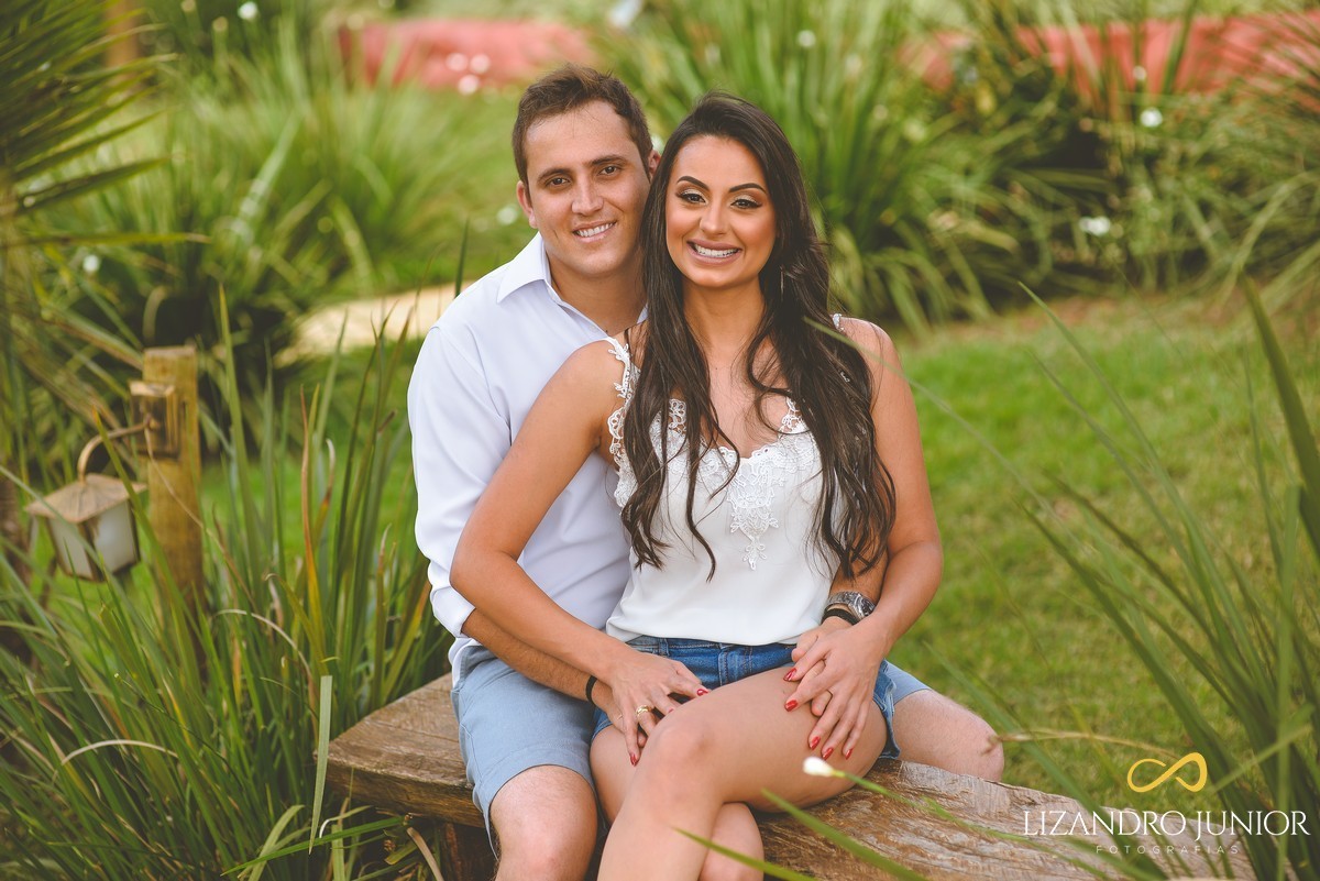ENSAIO NAMORANDO EDIENE E RICARDO, PATOS DE MINAS, FOTOGRAFO DE CASAMENTO PATOS DE MINAS, POUSADA AVALON, ENSAIO POUSADA AVALON