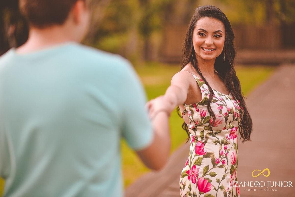 ENSAIO NAMORANDO EDIENE E RICARDO, PATOS DE MINAS, FOTOGRAFO DE CASAMENTO PATOS DE MINAS, POUSADA AVALON, ENSAIO POUSADA AVALON