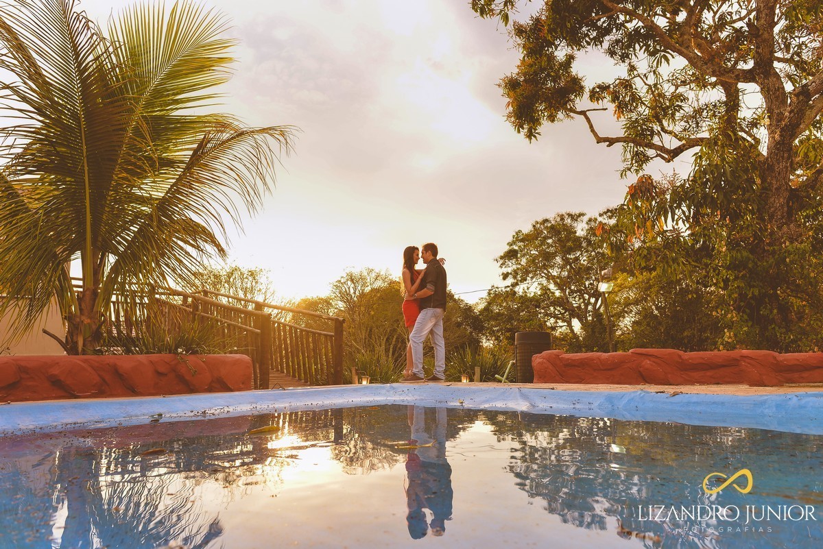 ENSAIO NAMORANDO EDIENE E RICARDO, PATOS DE MINAS, FOTOGRAFO DE CASAMENTO PATOS DE MINAS, POUSADA AVALON, ENSAIO POUSADA AVALON