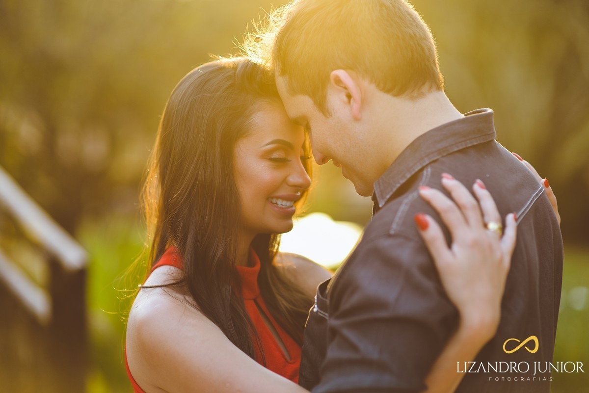ENSAIO NAMORANDO EDIENE E RICARDO, PATOS DE MINAS, FOTOGRAFO DE CASAMENTO PATOS DE MINAS, POUSADA AVALON, ENSAIO POUSADA AVALON