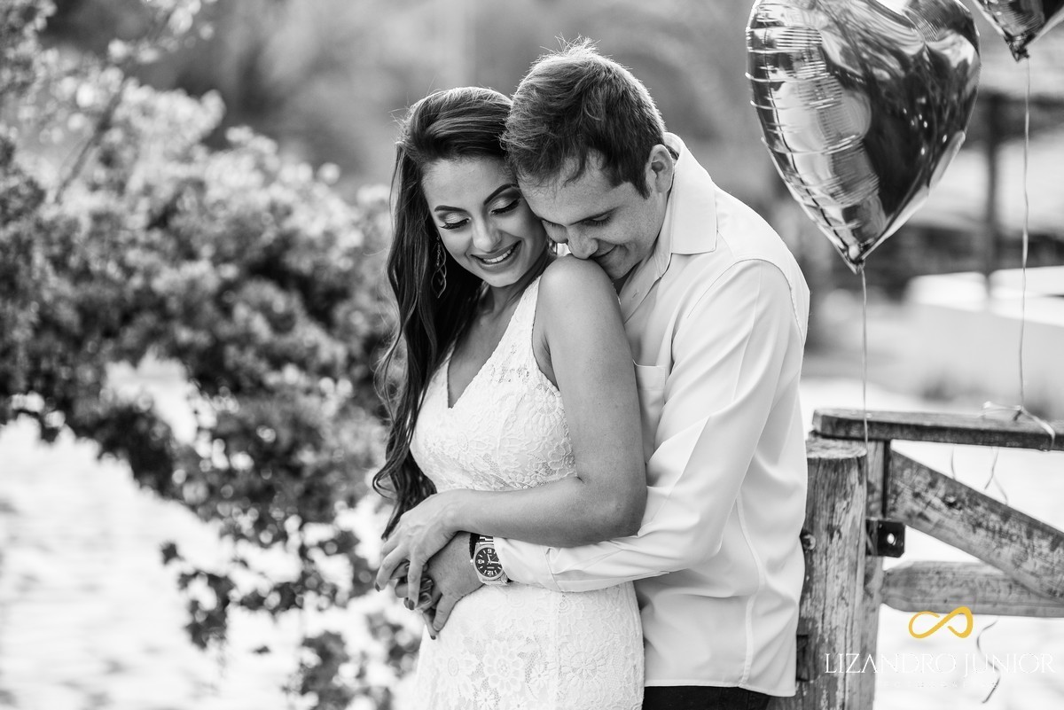 ENSAIO NAMORANDO EDIENE E RICARDO, PATOS DE MINAS, FOTOGRAFO DE CASAMENTO PATOS DE MINAS, POUSADA AVALON, ENSAIO POUSADA AVALON