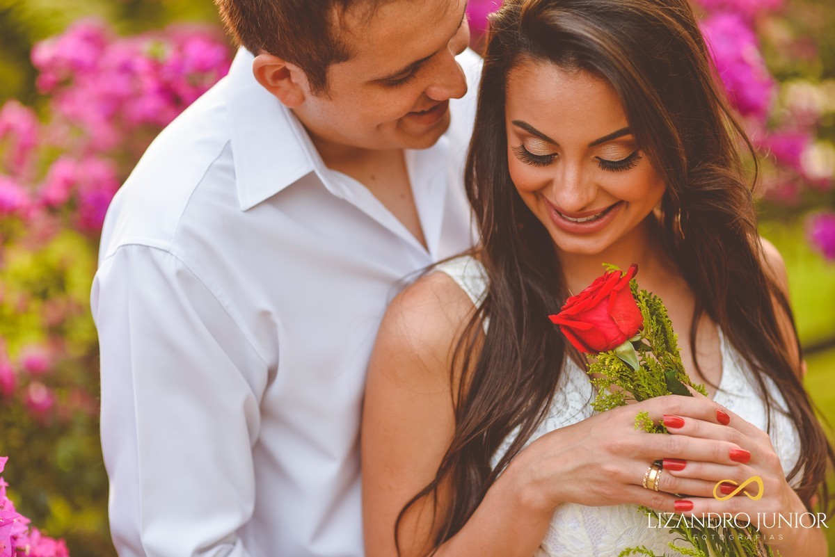 ENSAIO NAMORANDO EDIENE E RICARDO, PATOS DE MINAS, FOTOGRAFO DE CASAMENTO PATOS DE MINAS, POUSADA AVALON, ENSAIO POUSADA AVALON