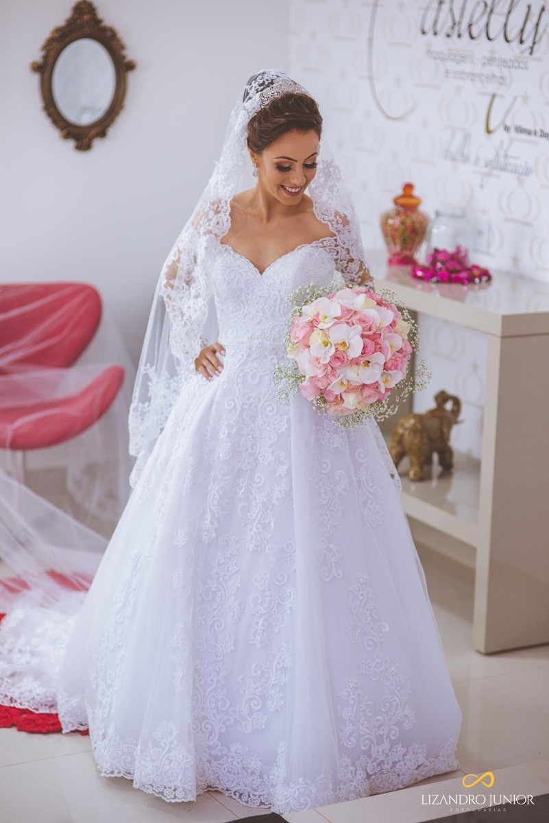 CASAMENTO MARAISA E CÁSSIO, RIO PARANAÍBA MG, FOTÓGRAFO DE CASAMENTO RIO PARANAÍBA, LIZANDRO JUNIOR, SALÃO VILMA E DAYANA CASTELLY