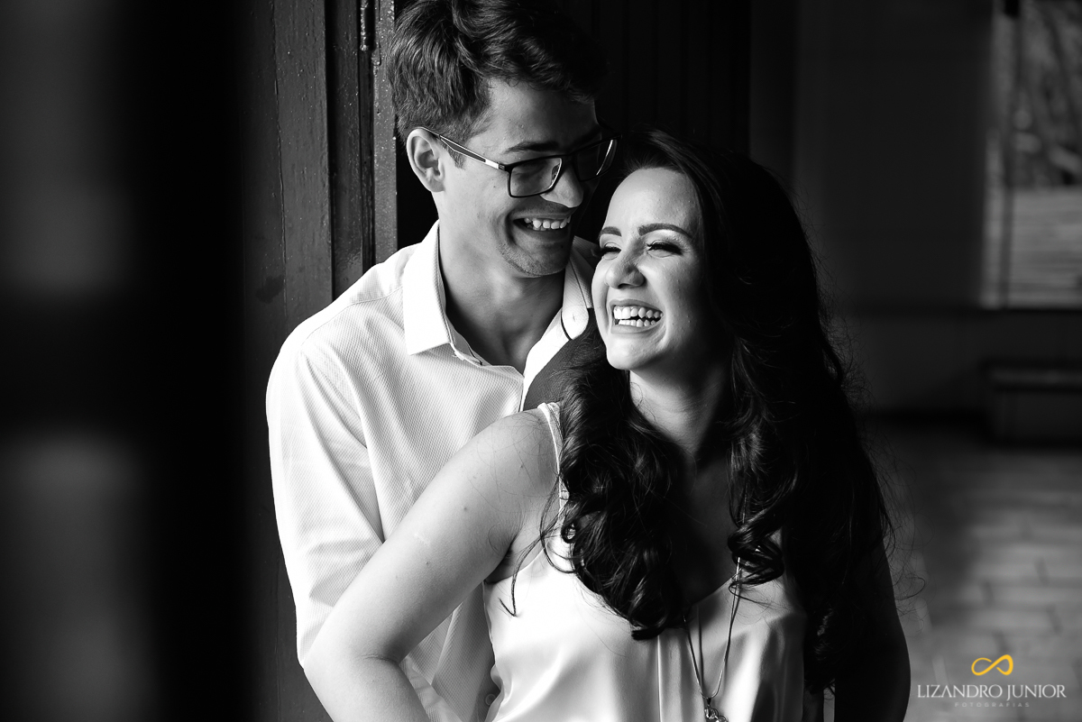 ENSAIO NAMORANDO, ENSAIO DE NAMORO, ENSAIO ROMÂNTICO, ENSAIO CRISTÃO, LIZANDRO JUNIOR, FOTOGRAFO DE CASAMENTO RIO PARANAÍBA