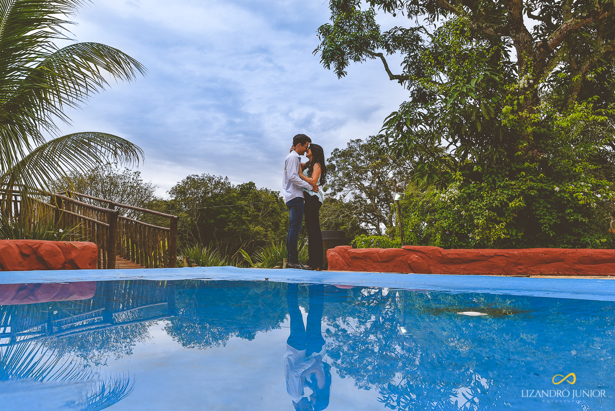ENSAIO NAMORANDO, ENSAIO DE NAMORO, ENSAIO ROMÂNTICO, ENSAIO CRISTÃO, LIZANDRO JUNIOR, FOTOGRAFO DE CASAMENTO RIO PARANAÍBA