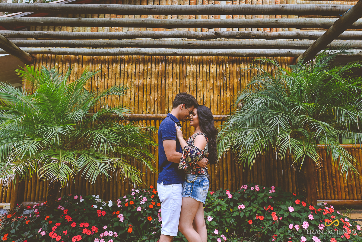ENSAIO NAMORANDO, ENSAIO DE NAMORO, ENSAIO ROMÂNTICO, ENSAIO CRISTÃO, LIZANDRO JUNIOR, FOTOGRAFO DE CASAMENTO RIO PARANAÍBA