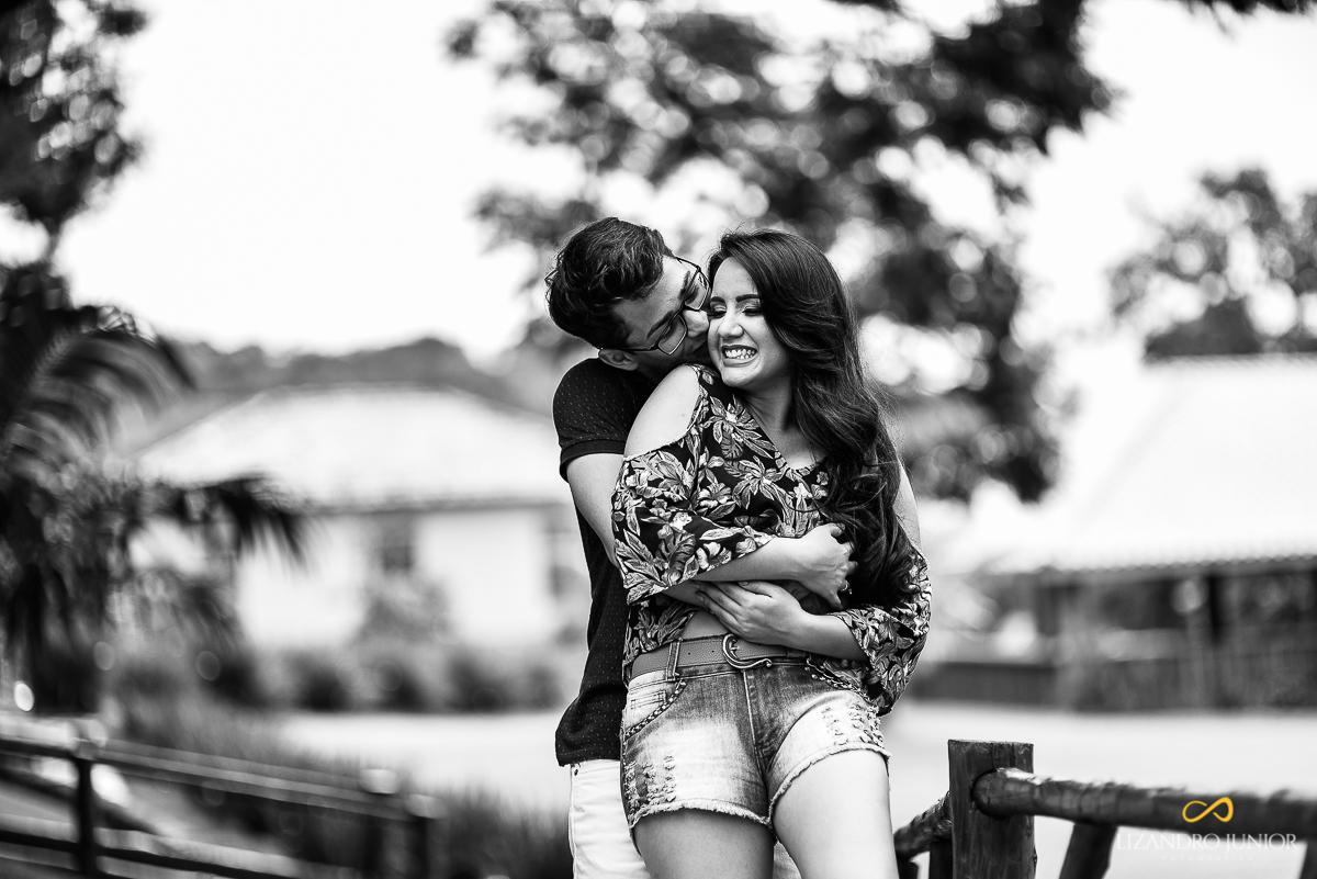 ENSAIO NAMORANDO, ENSAIO DE NAMORO, ENSAIO ROMÂNTICO, ENSAIO CRISTÃO, LIZANDRO JUNIOR, FOTOGRAFO DE CASAMENTO RIO PARANAÍBA