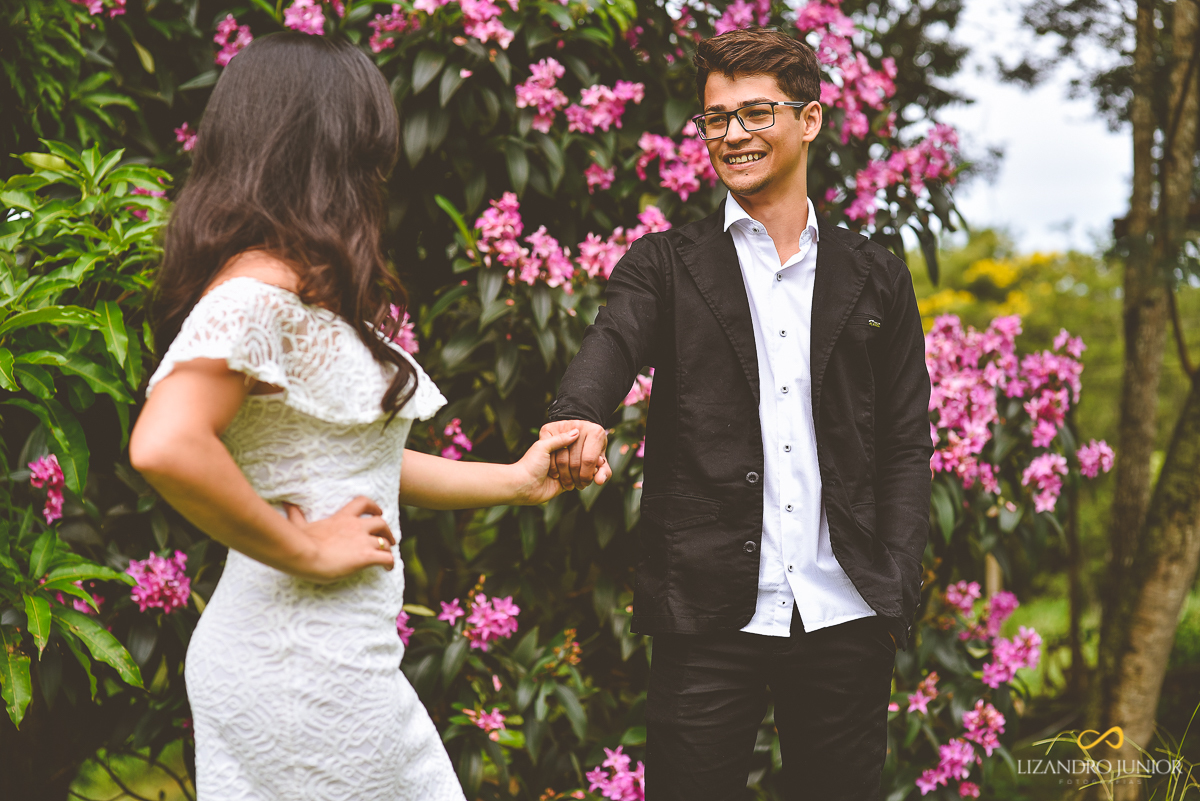 ENSAIO NAMORANDO, ENSAIO DE NAMORO, ENSAIO ROMÂNTICO, ENSAIO CRISTÃO, LIZANDRO JUNIOR, FOTOGRAFO DE CASAMENTO RIO PARANAÍBA