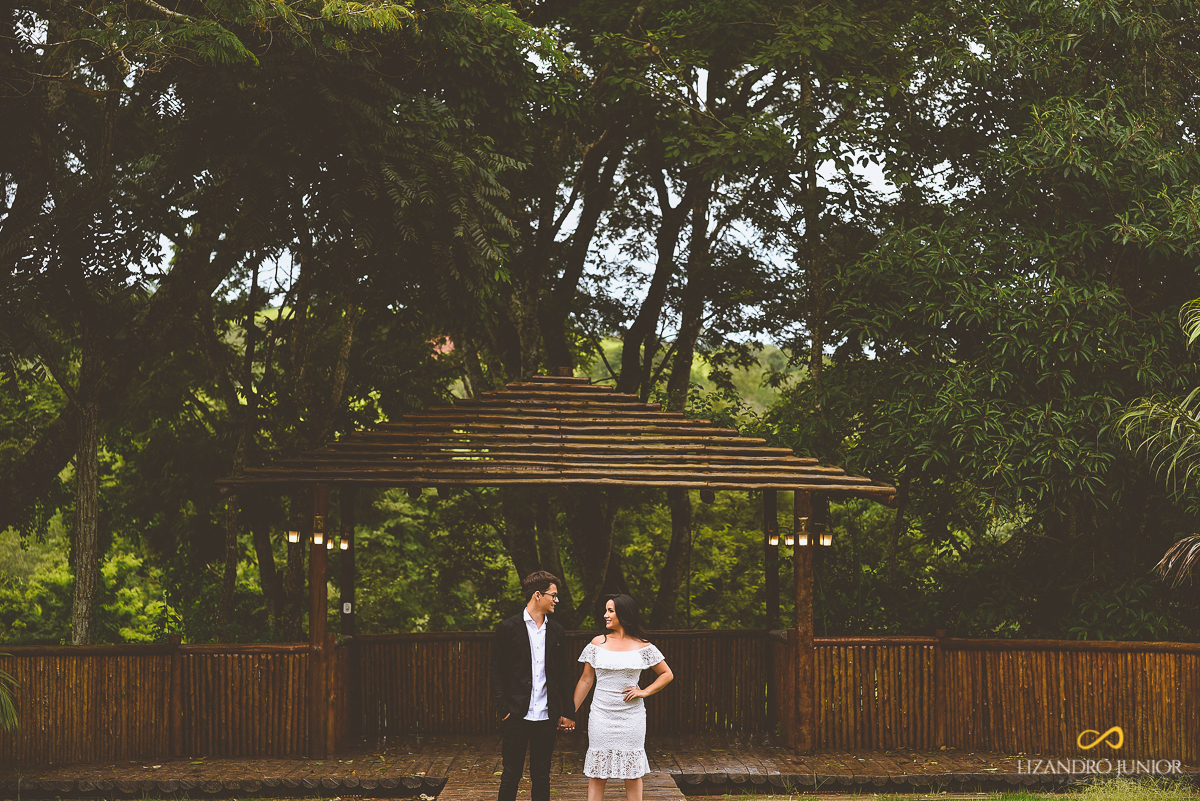 ENSAIO NAMORANDO, ENSAIO DE NAMORO, ENSAIO ROMÂNTICO, ENSAIO CRISTÃO, LIZANDRO JUNIOR, FOTOGRAFO DE CASAMENTO RIO PARANAÍBA