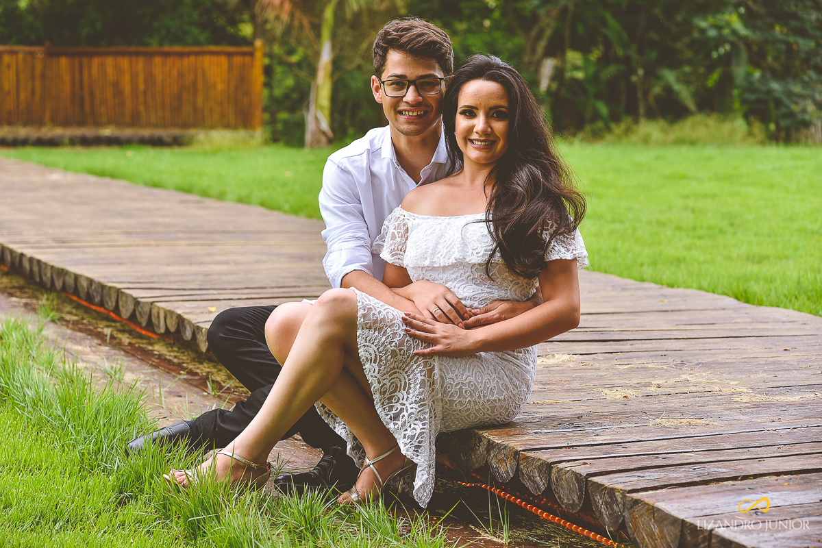 ENSAIO NAMORANDO, ENSAIO DE NAMORO, ENSAIO ROMÂNTICO, ENSAIO CRISTÃO, LIZANDRO JUNIOR, FOTOGRAFO DE CASAMENTO RIO PARANAÍBA