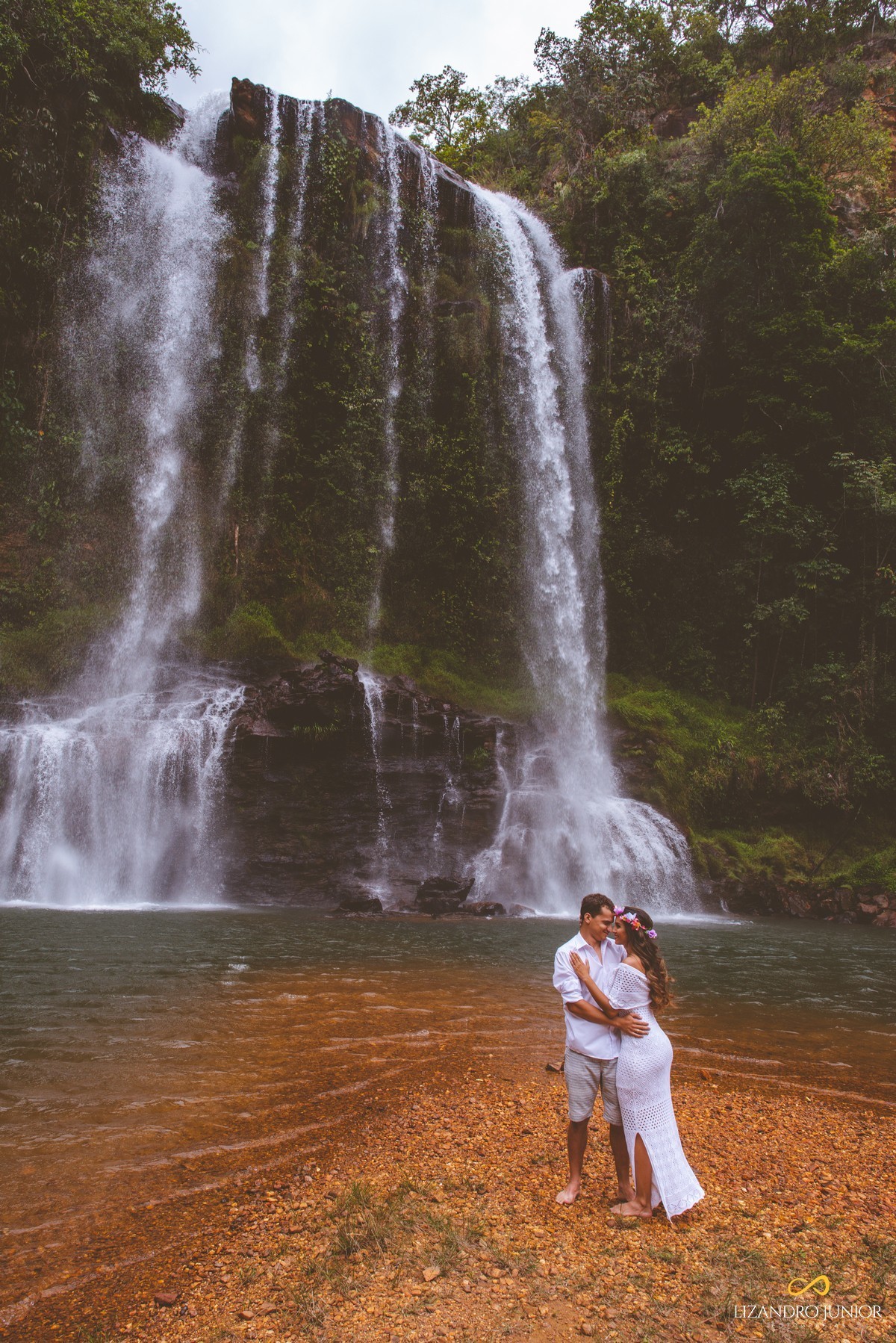 ENSAIO NAMORANDO, RHAYENNE E MATHEUS, AMOR, LOVE, CACHOEIRA, ENSAIO NA CACHOEIRA, CACHOEIRA DO SANTUÁRIO, LIZANDRO JUNIOR, ENSAIO DE BIKE