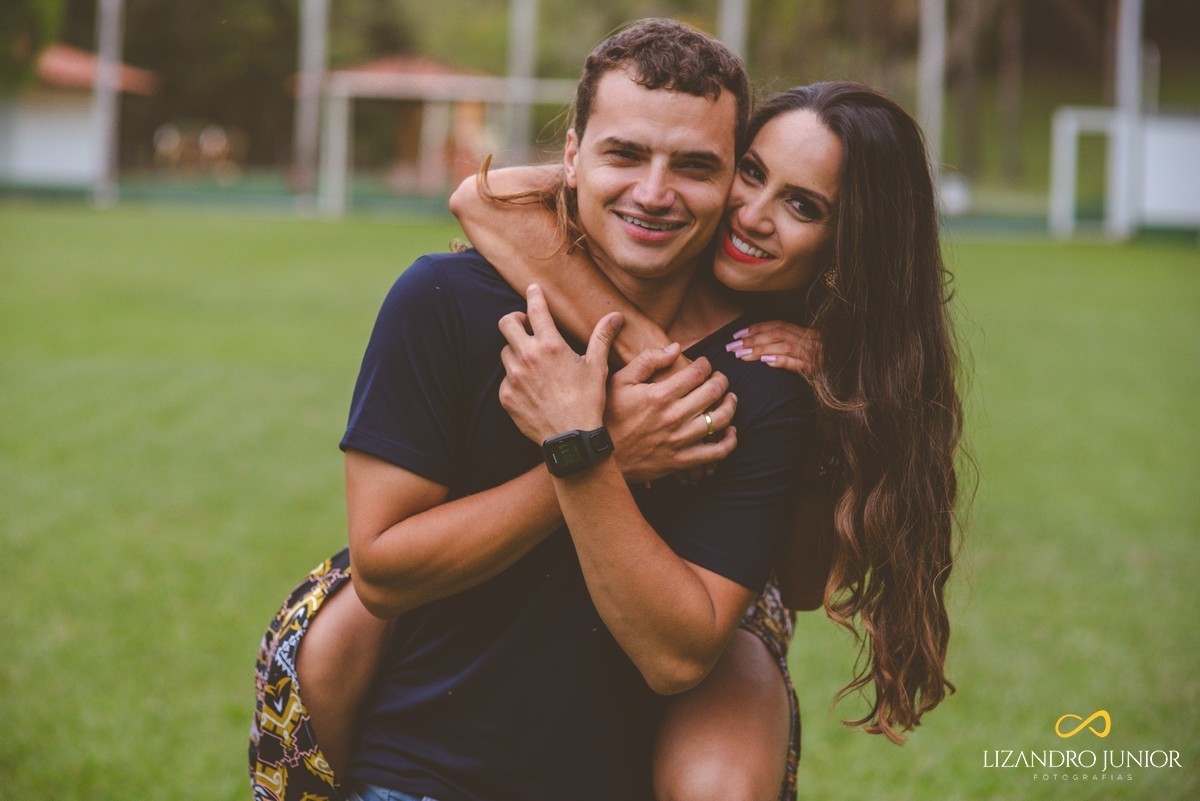 ENSAIO NAMORANDO, RHAYENNE E MATHEUS, AMOR, LOVE, CACHOEIRA, ENSAIO NA CACHOEIRA, CACHOEIRA DO SANTUÁRIO, LIZANDRO JUNIOR, ENSAIO DE BIKE