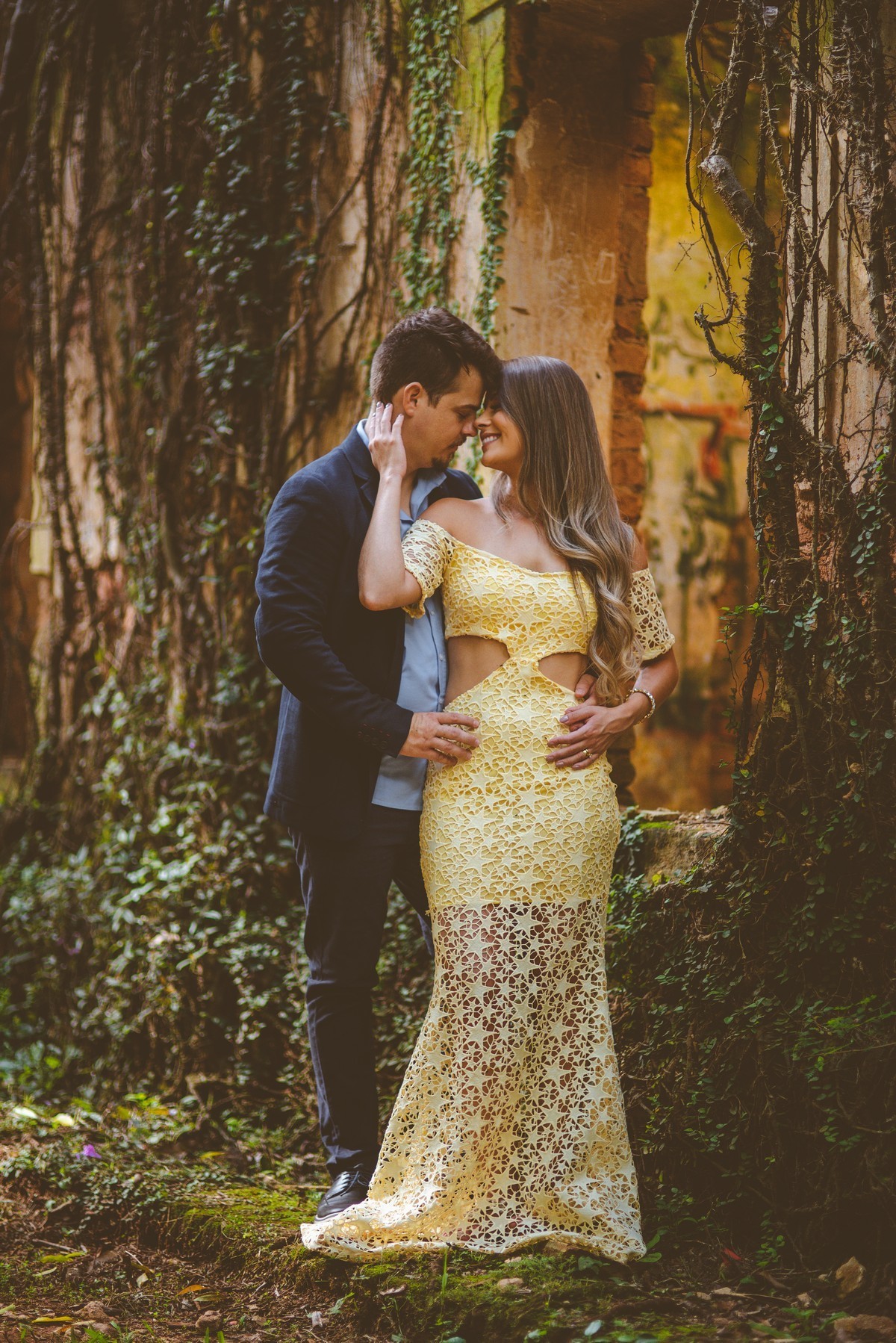 ENSAIO NAMORANDO EM ARAXÁ, ENSAIO ROMÂNTICO, ENSAIO COM FUSCA, VOLKSWAGEN FUSCA, FUSCA VERMELHO, ENSAIO PATOS DE MINAS, LIZANDRO JUNIOR, FOTOGRAFO DE CASAMENTO