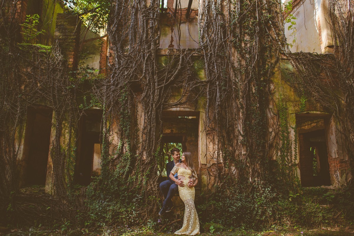 ENSAIO NAMORANDO EM ARAXÁ, ENSAIO ROMÂNTICO, ENSAIO COM FUSCA, VOLKSWAGEN FUSCA, FUSCA VERMELHO, ENSAIO PATOS DE MINAS, LIZANDRO JUNIOR, FOTOGRAFO DE CASAMENTO