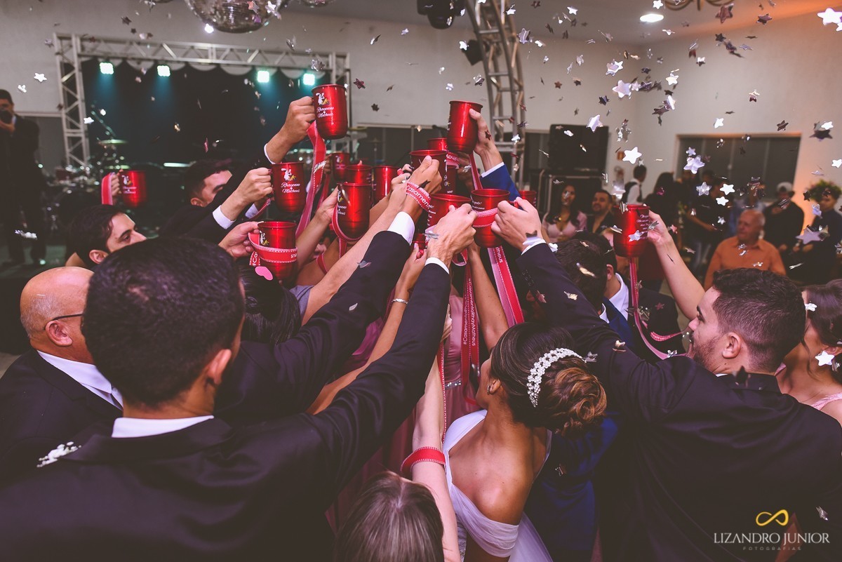 RHAYENNE E MATHEUS, NOIVA, MCDONALDS, SALVATORE CABELEIREIROS, CAPUCHINHOS, LIZANDRO JUNIOR, PATOS DE MINAS, NOIVA PATOS, CASAMENTO, ENLACE MAISON