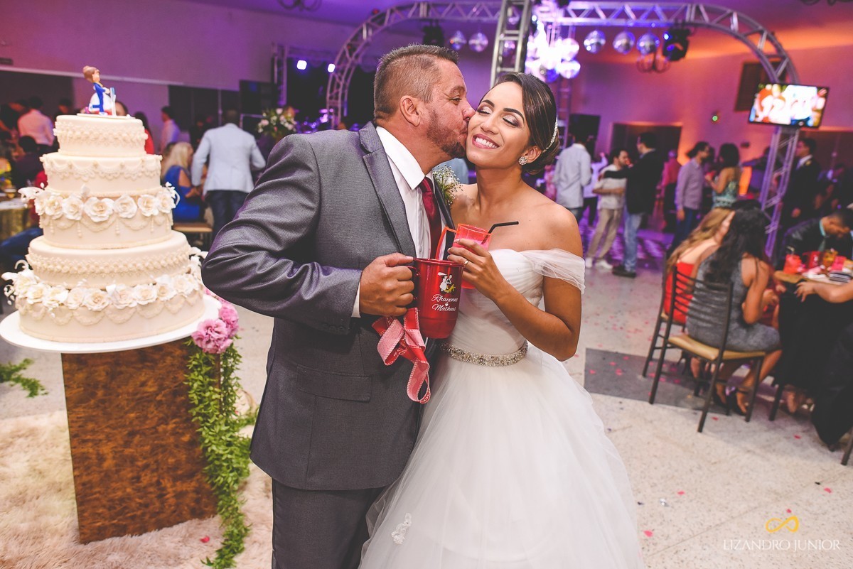 RHAYENNE E MATHEUS, NOIVA, MCDONALDS, SALVATORE CABELEIREIROS, CAPUCHINHOS, LIZANDRO JUNIOR, PATOS DE MINAS, NOIVA PATOS, CASAMENTO, ENLACE MAISON