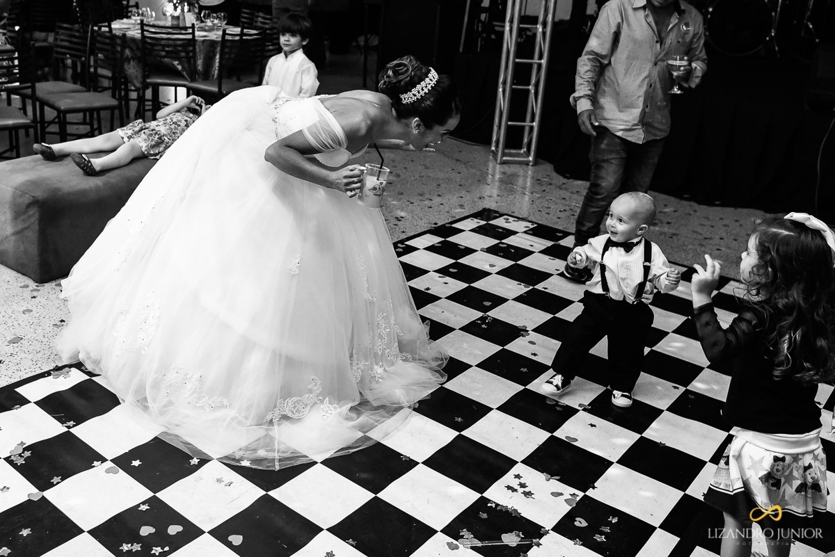 RHAYENNE E MATHEUS, NOIVA, MCDONALDS, SALVATORE CABELEIREIROS, CAPUCHINHOS, LIZANDRO JUNIOR, PATOS DE MINAS, NOIVA PATOS, CASAMENTO, ENLACE MAISON