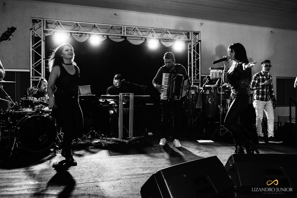 RHAYENNE E MATHEUS, NOIVA, MCDONALDS, SALVATORE CABELEIREIROS, CAPUCHINHOS, LIZANDRO JUNIOR, PATOS DE MINAS, NOIVA PATOS, CASAMENTO, ENLACE MAISON