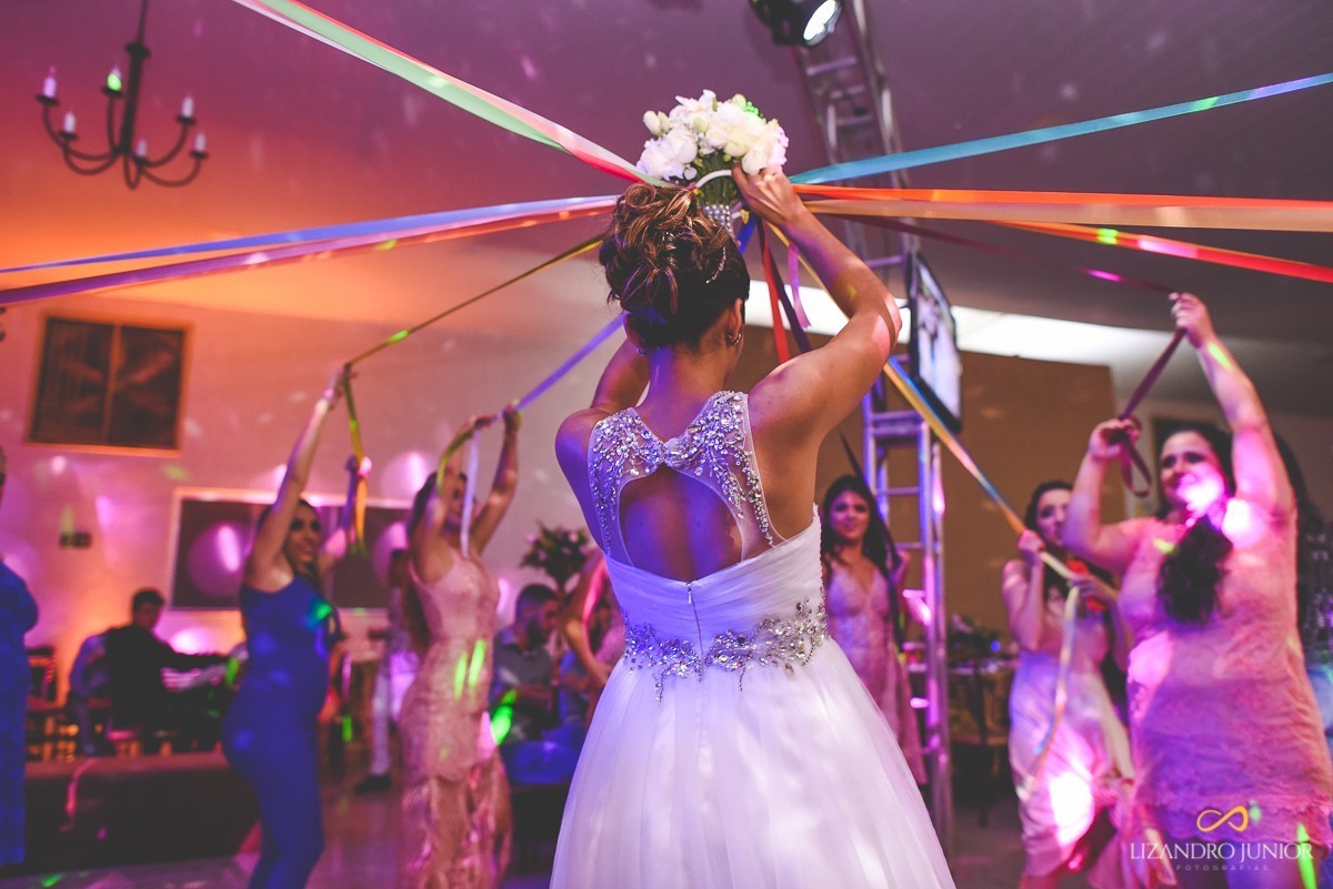 RHAYENNE E MATHEUS, NOIVA, MCDONALDS, SALVATORE CABELEIREIROS, CAPUCHINHOS, LIZANDRO JUNIOR, PATOS DE MINAS, NOIVA PATOS, CASAMENTO, ENLACE MAISON