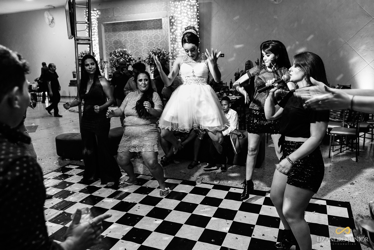 RHAYENNE E MATHEUS, NOIVA, MCDONALDS, SALVATORE CABELEIREIROS, CAPUCHINHOS, LIZANDRO JUNIOR, PATOS DE MINAS, NOIVA PATOS, CASAMENTO, ENLACE MAISON