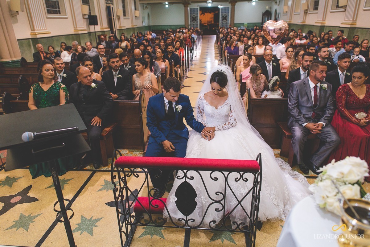 RHAYENNE E MATHEUS, NOIVA, MCDONALDS, SALVATORE CABELEIREIROS, CAPUCHINHOS, LIZANDRO JUNIOR, PATOS DE MINAS, NOIVA PATOS, CASAMENTO, ENLACE MAISON