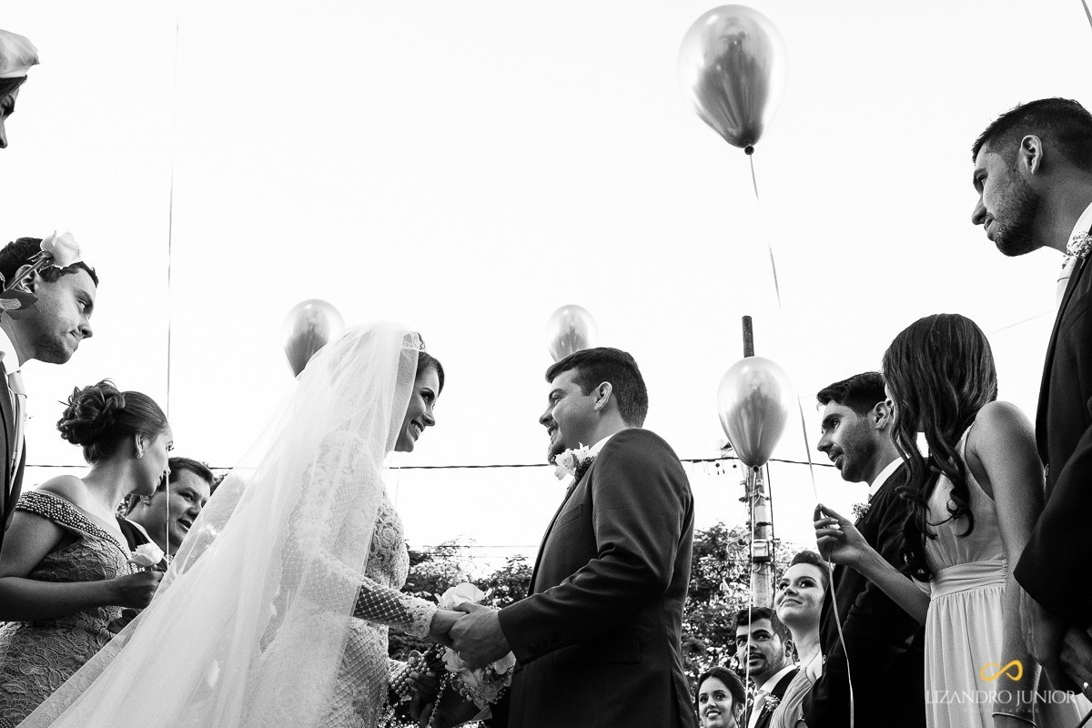 CASAMENTO, ALYNE E VINICIUS, PATOS DE MINAS, FOTOGRAFO DE CASAMENTO, OLD ROCK BARBER, CAPUCHINHOS, FUSCA, CARRO ANTIGO, LIZANDRO JUNIOR