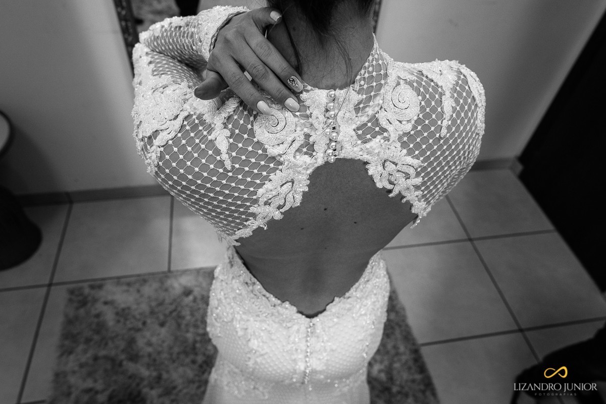 CASAMENTO, ALYNE E VINICIUS, PATOS DE MINAS, FOTOGRAFO DE CASAMENTO, OLD ROCK BARBER, CAPUCHINHOS, FUSCA, CARRO ANTIGO, LIZANDRO JUNIOR