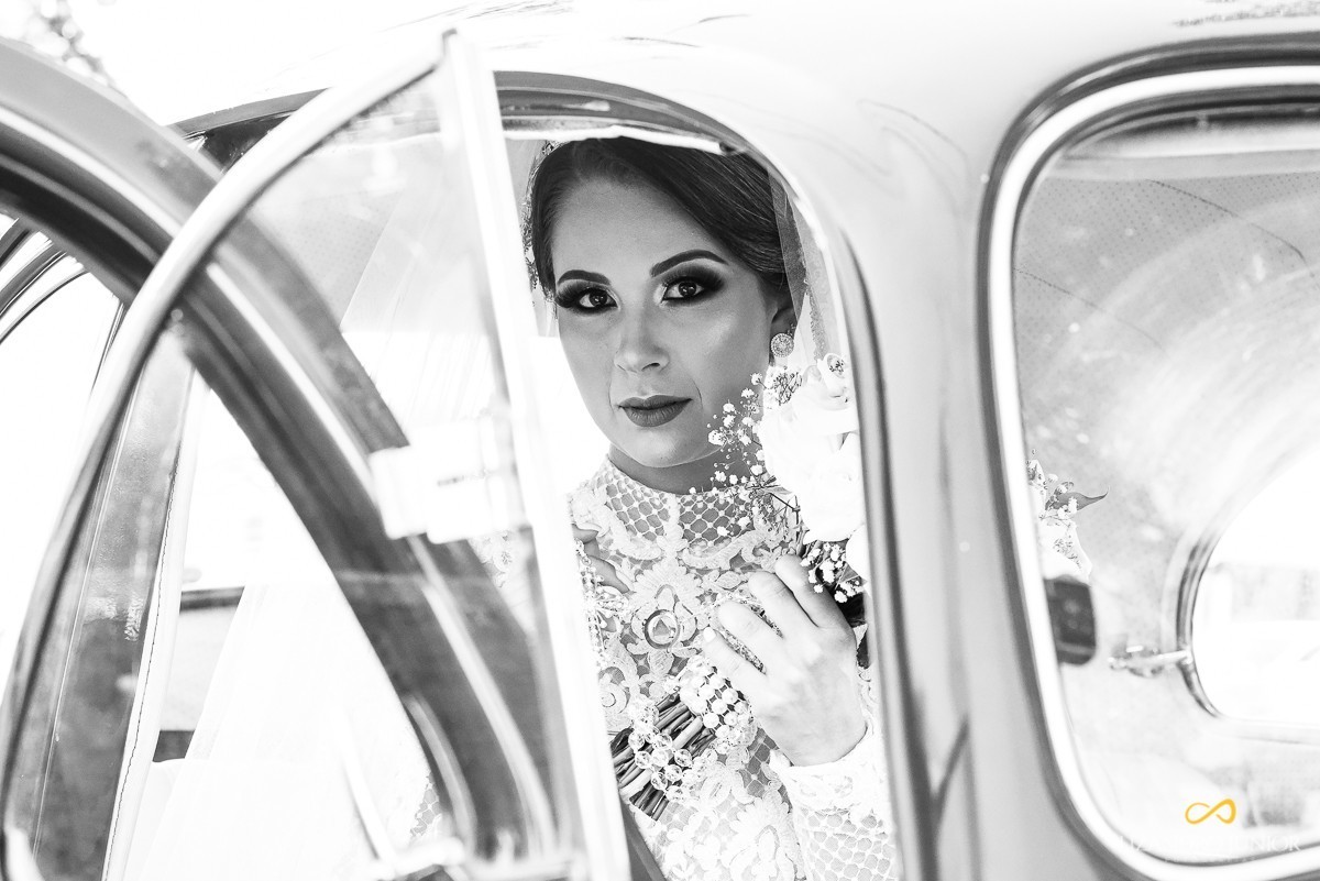 CASAMENTO, ALYNE E VINICIUS, PATOS DE MINAS, FOTOGRAFO DE CASAMENTO, OLD ROCK BARBER, CAPUCHINHOS, FUSCA, CARRO ANTIGO, LIZANDRO JUNIOR