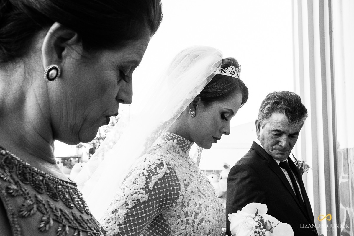 CASAMENTO, ALYNE E VINICIUS, PATOS DE MINAS, FOTOGRAFO DE CASAMENTO, OLD ROCK BARBER, CAPUCHINHOS, FUSCA, CARRO ANTIGO, LIZANDRO JUNIOR