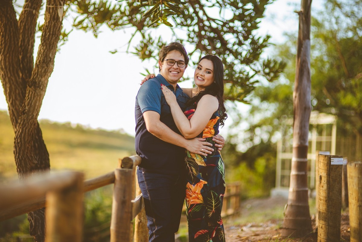 LAÍS E NILTON, PRESIDENTE OLEGÁRIO, POUSADA ANDORINHAS, ENSAIO POUSADA ANDORINHAS PRESIDENTE OLEGÁRIO, LIZANDRO JUNIOR, ENSAIO NAMORANDO, PATOS DE MINAS, PRESIDENTE OLEGÁRIO MG, perau das andorinhas