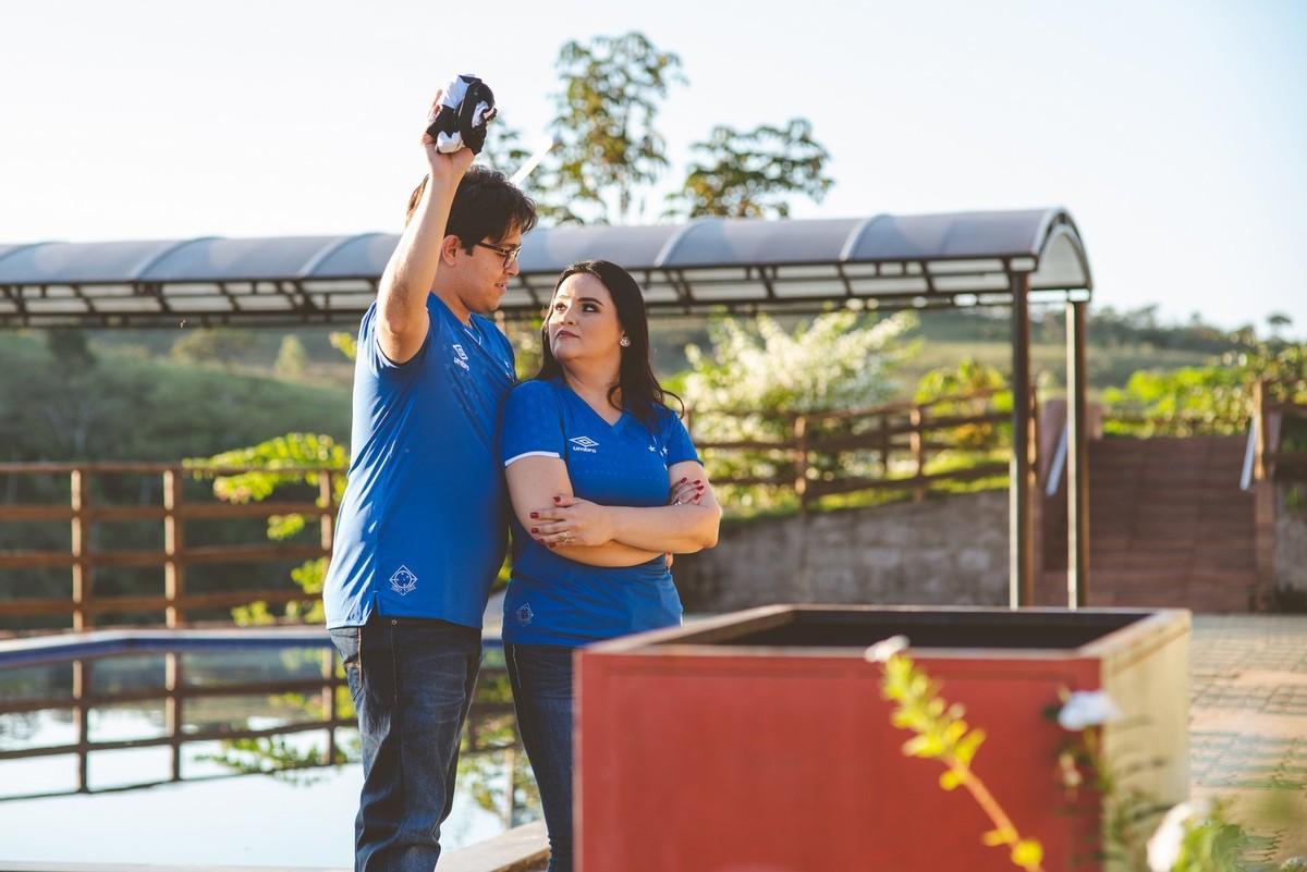 LAÍS E NILTON, PRESIDENTE OLEGÁRIO, POUSADA ANDORINHAS, ENSAIO POUSADA ANDORINHAS PRESIDENTE OLEGÁRIO, LIZANDRO JUNIOR, ENSAIO NAMORANDO, PATOS DE MINAS, PRESIDENTE OLEGÁRIO MG, perau das andorinhas