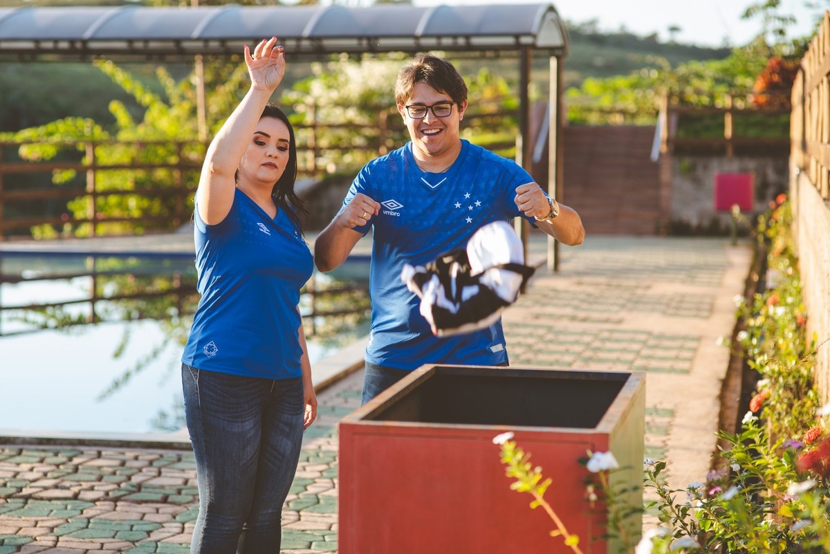 LAÍS E NILTON, PRESIDENTE OLEGÁRIO, POUSADA ANDORINHAS, ENSAIO POUSADA ANDORINHAS PRESIDENTE OLEGÁRIO, LIZANDRO JUNIOR, ENSAIO NAMORANDO, PATOS DE MINAS, PRESIDENTE OLEGÁRIO MG, perau das andorinhas